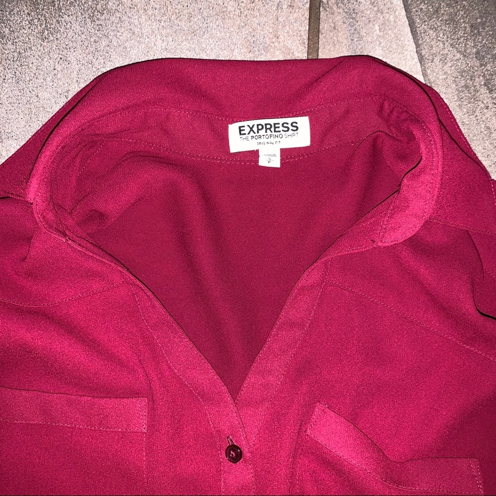 Express Top 👚✨ - Picture 2 of 2